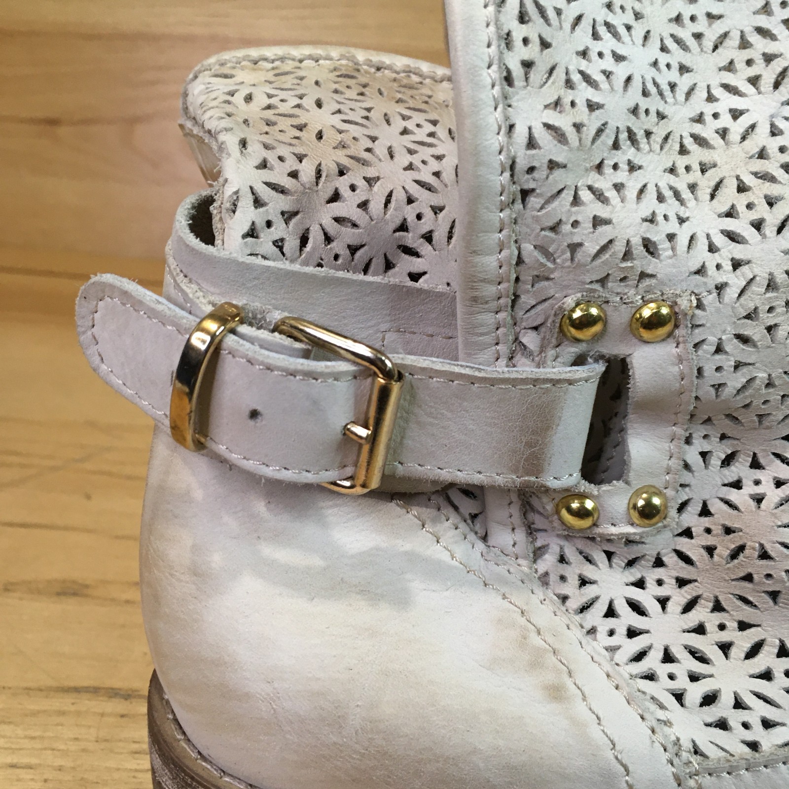 Max & Moi By Lederer Tan Ivory Perforated Leather womens Boot EU 40 US 9-9.5