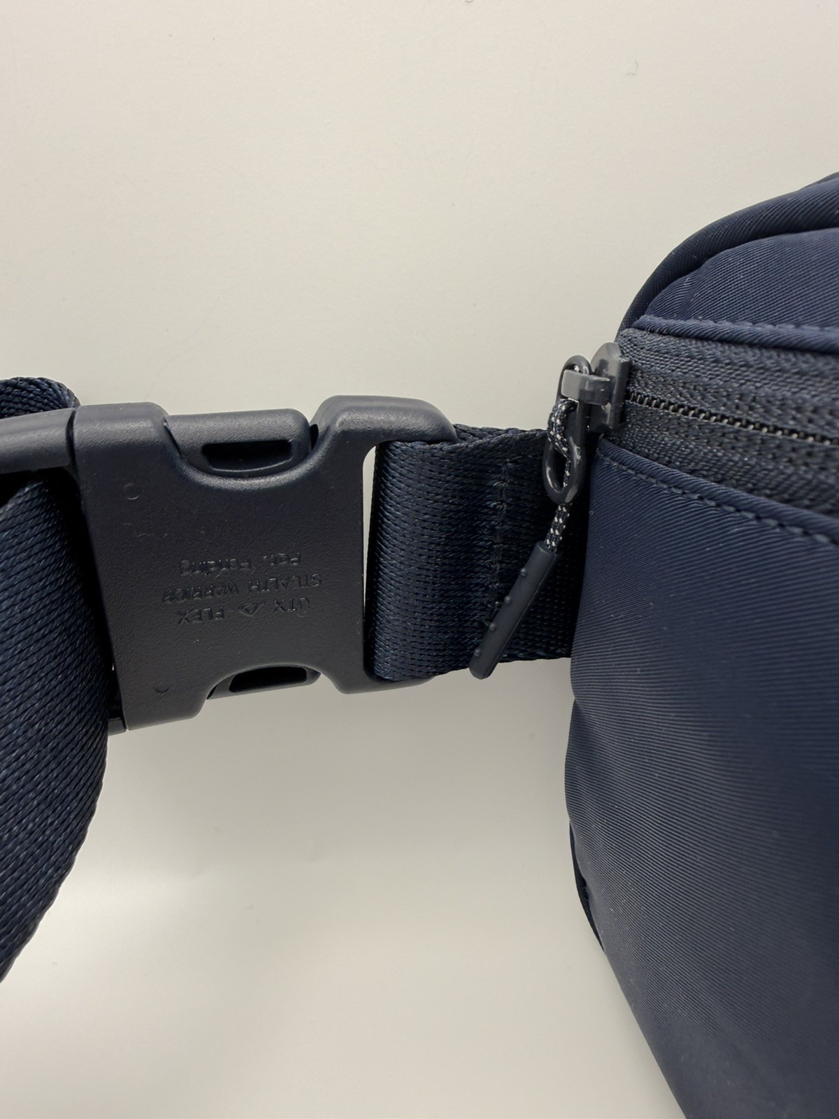 Lululemon Everywhere Belt Bag Club Blue Silver