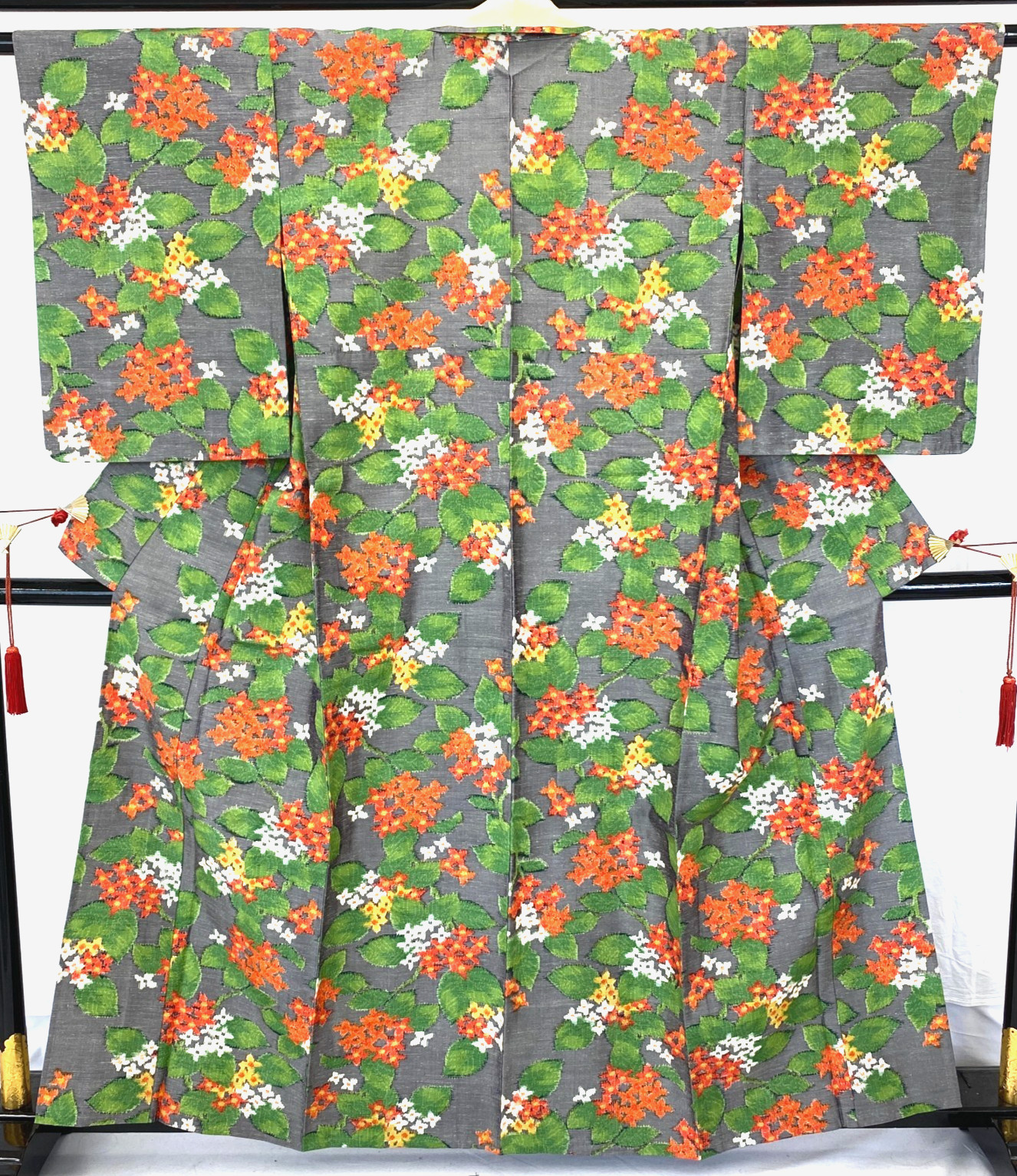 Japanese Vintage Kimono Silk Gray Tsumugi No Lining Authentic Length 61 in
