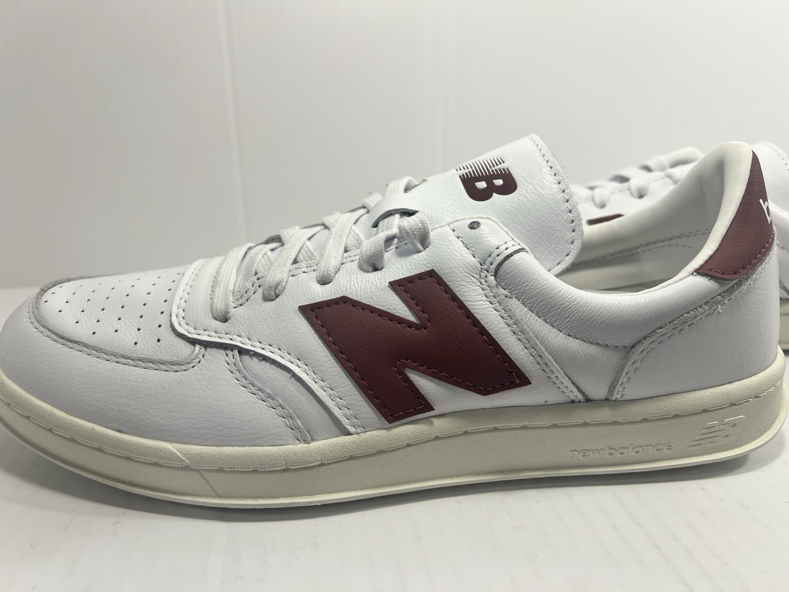 New Balance T500 White/Washed Burgundy Low Top Lace-Up Leather Sneakers CT500LPB