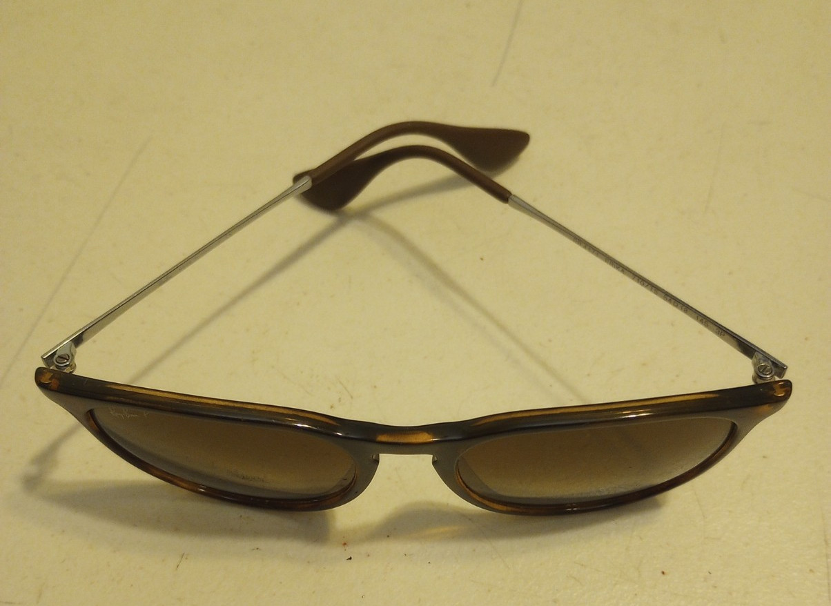 Ray-Ban Erika Sunglasses Womens Round Gradient Polarized RB4171 710/T5 54M READ❗