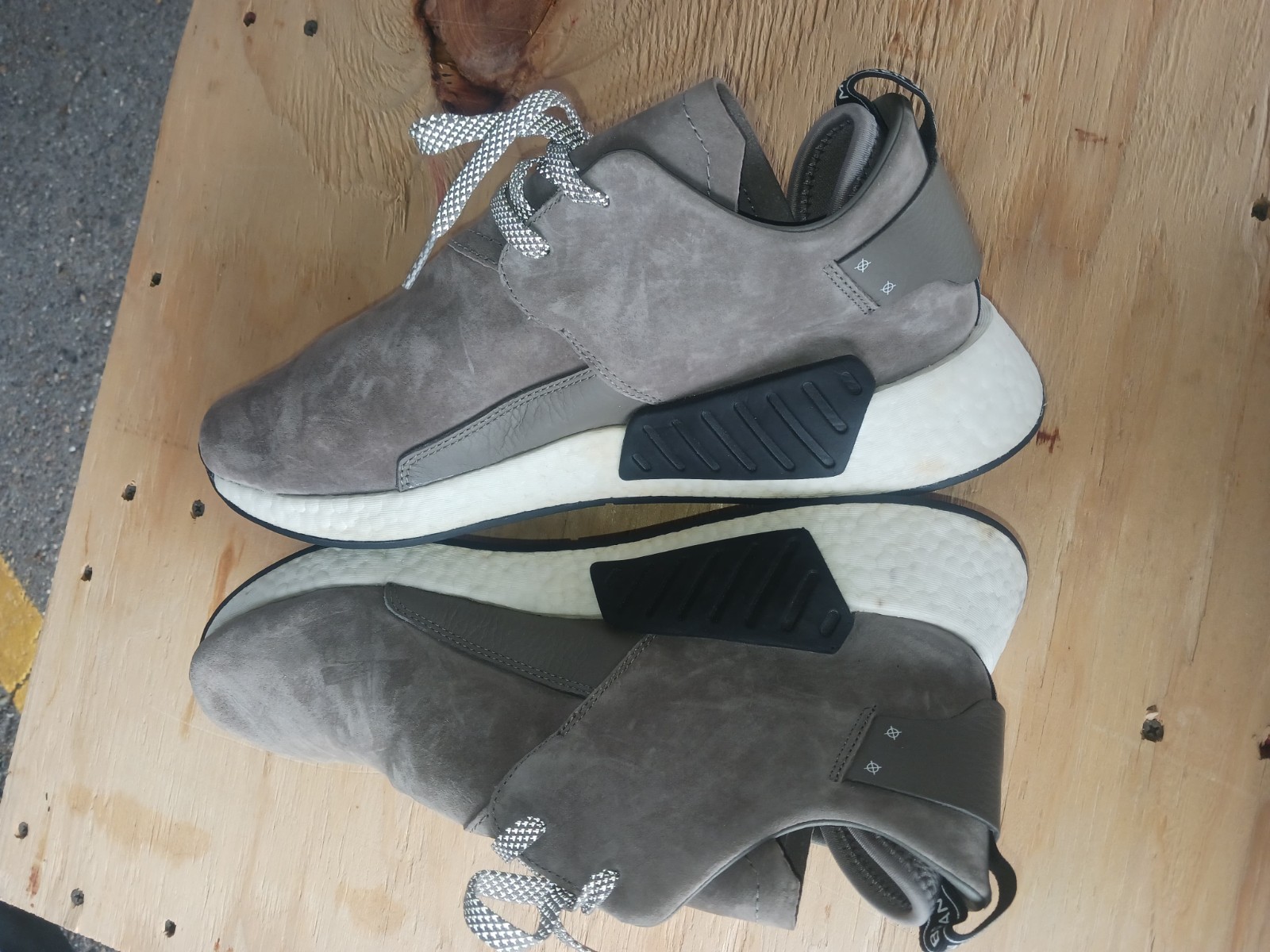 adidas Men’s Lace-Up Low Top Athletic Sneakers Gray Suede Boost Rubber Sole