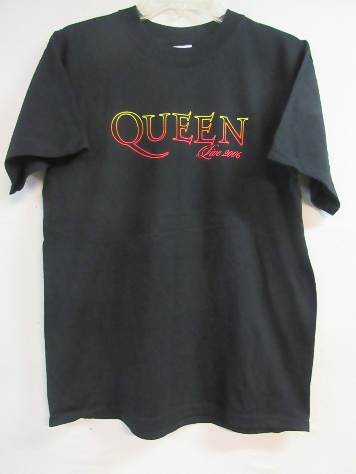 QUEEN OFFICIAL OLD STOCK MERCH LIVE 2006 BAND CONCERT MUSIC T-SHIRT MEDIUM