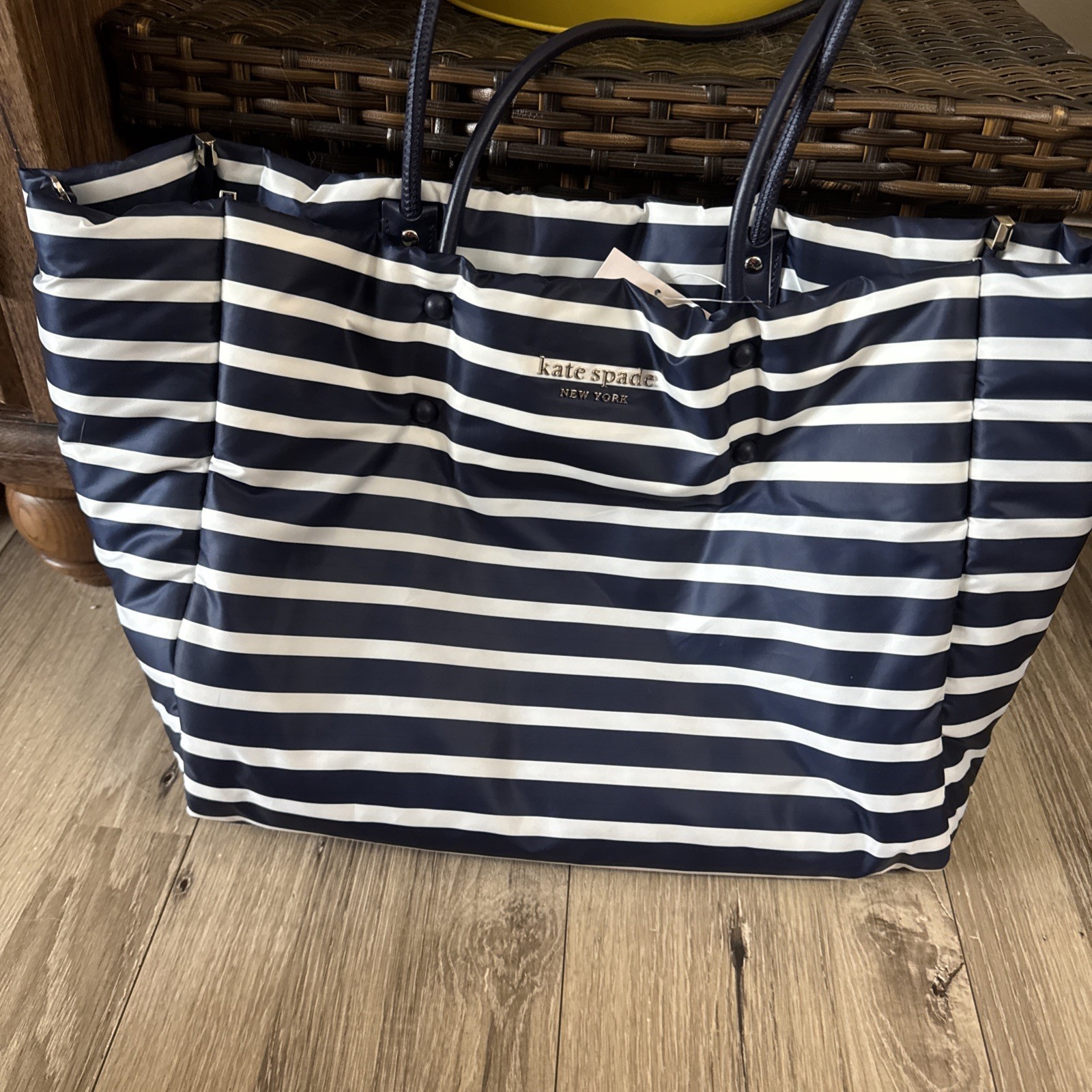 NWT Kate Spade EVERYTHING PUFFY STRIPE Large Tote Navy Stripe