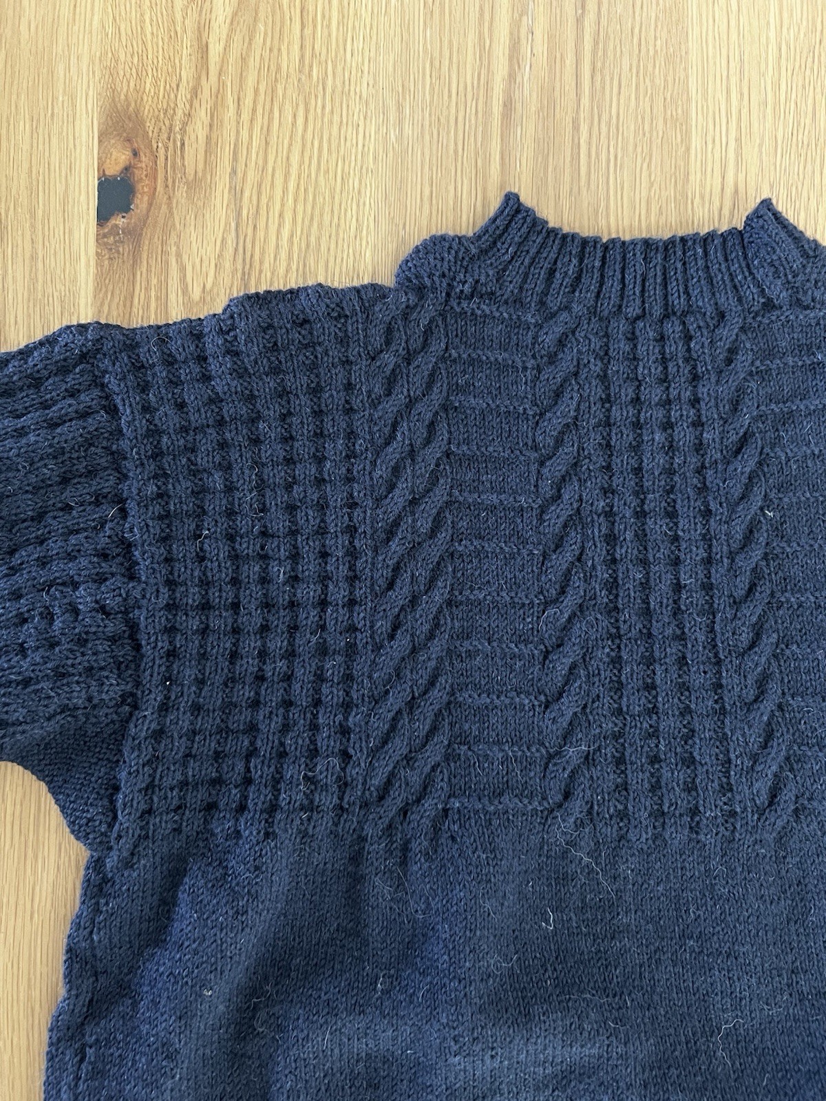 Dawson Denim Men’s Hand-Knit Gansy Cotton Sweater Navy Blue Size Medium