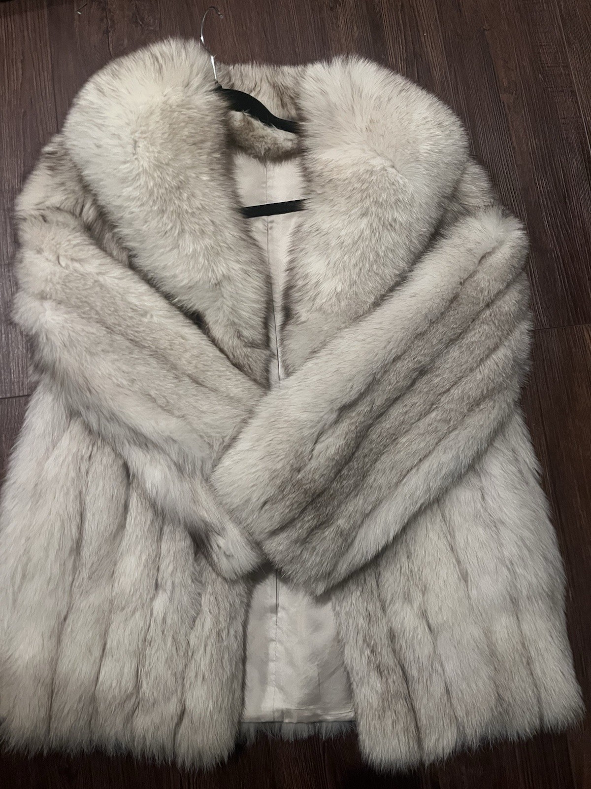 Gray blue fox Fur Collared Mid-Length Women’s Overcoat Long Sleeve