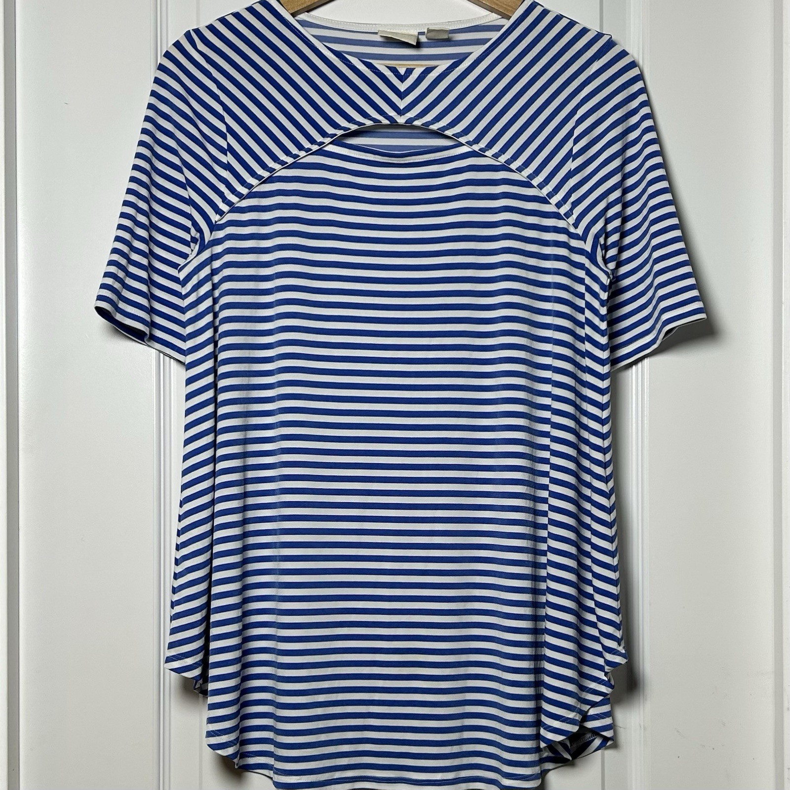 Chico’s Blue White Stripe Keyhole Scoop Neck T-Shirt Nautical Coastal Chic Style