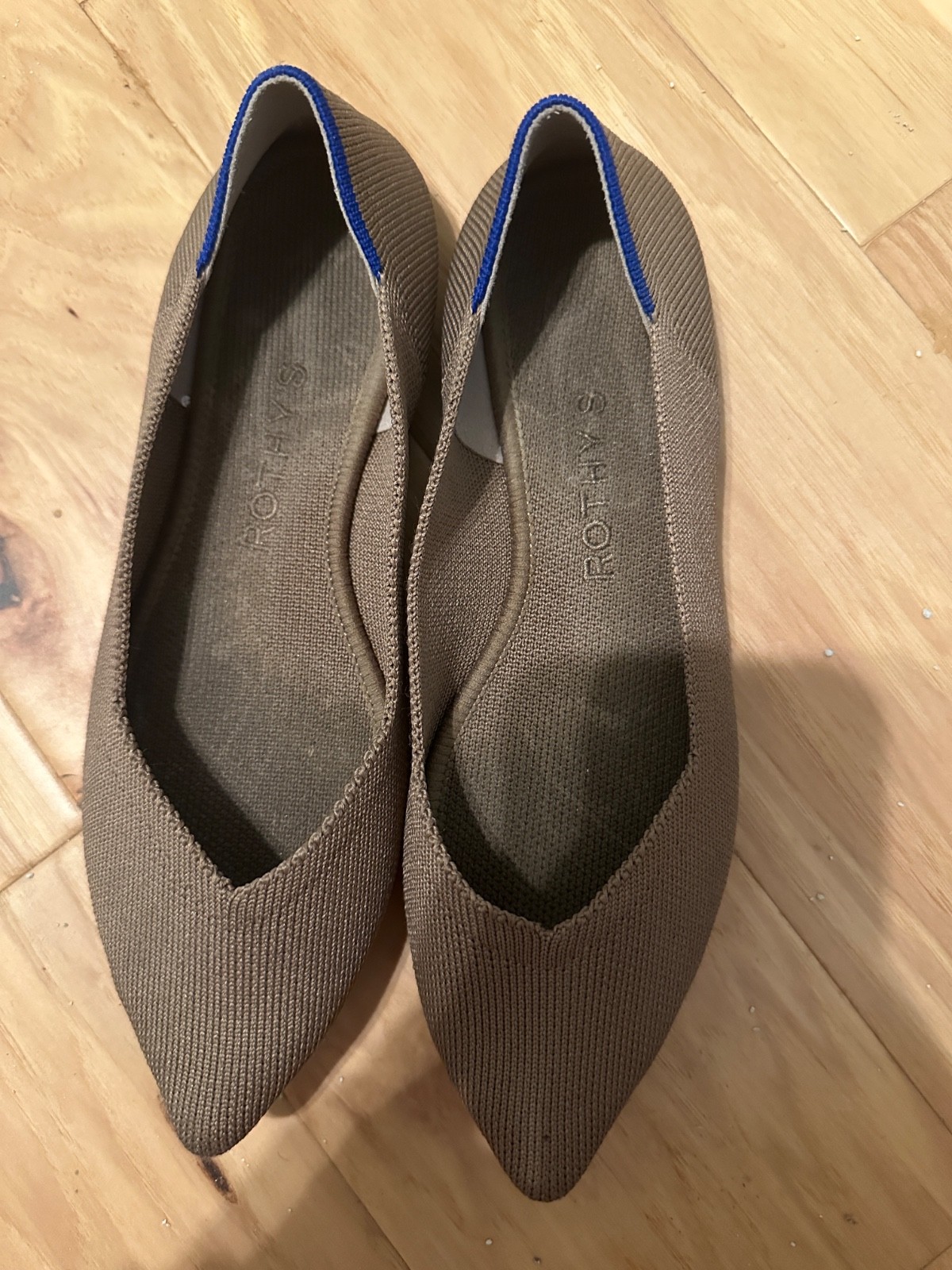 Rothy’s “THE POINT” brown Honeycomb Knit Pointed Toe Size 6