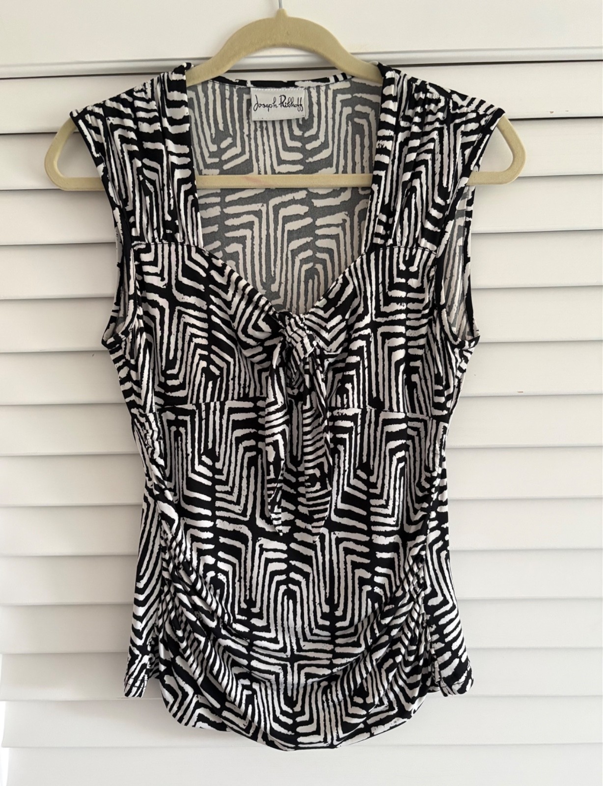 JOSEPH RIBKOFF (S) Black/White Zebra Print Tie Front Top/Tank EUC