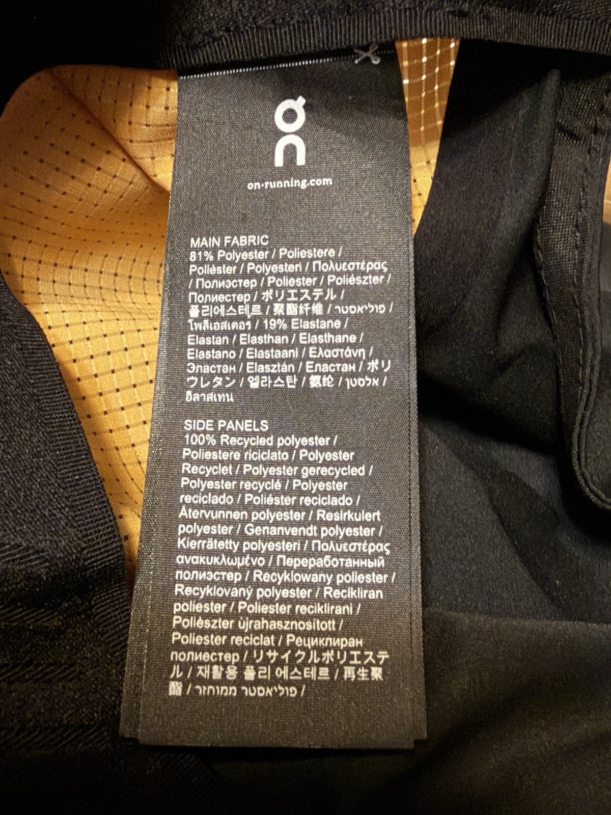 On Running Utility Zero Cap Mango Black Unisex Outdoor On Cloud 3 Panel Hat
