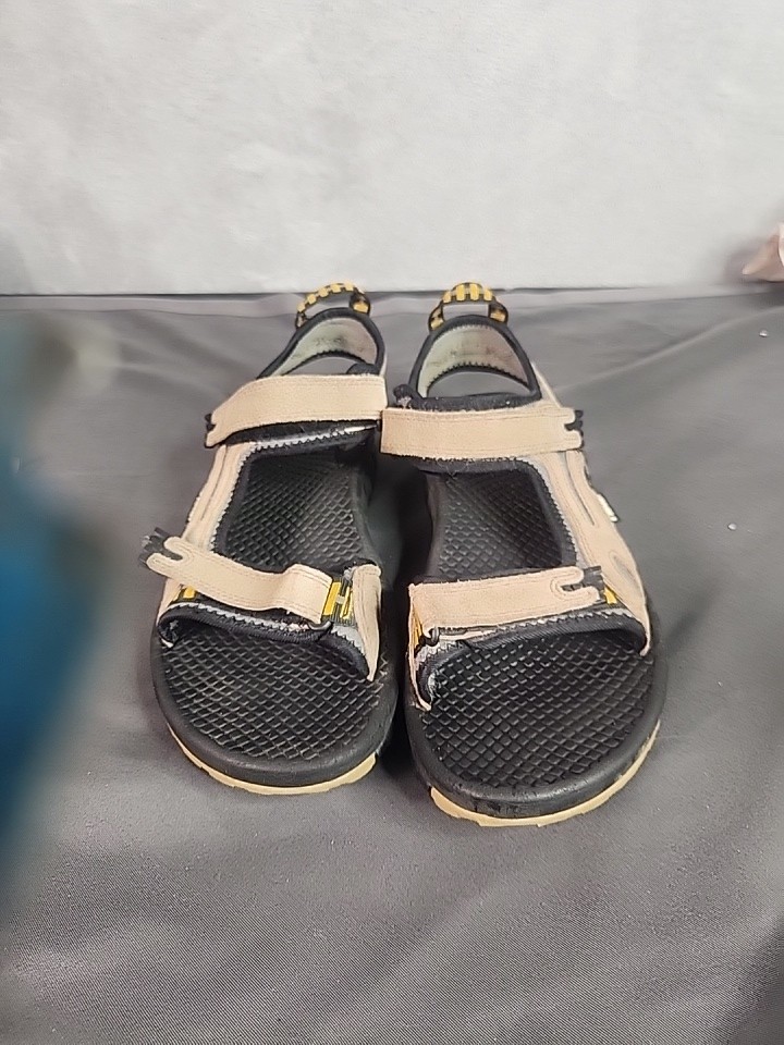 Men’s Teva Sandals Size 12