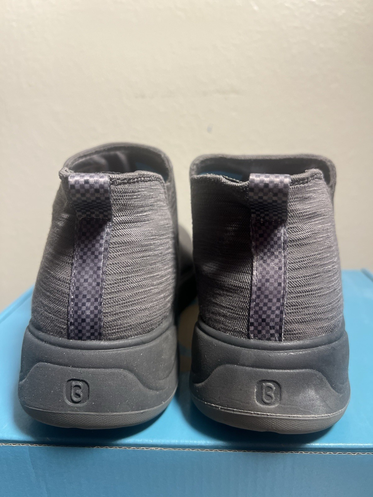 Bzees Ankle Boots Women 7.5 Granite Gray Tempo Chelsea Knit Slip On