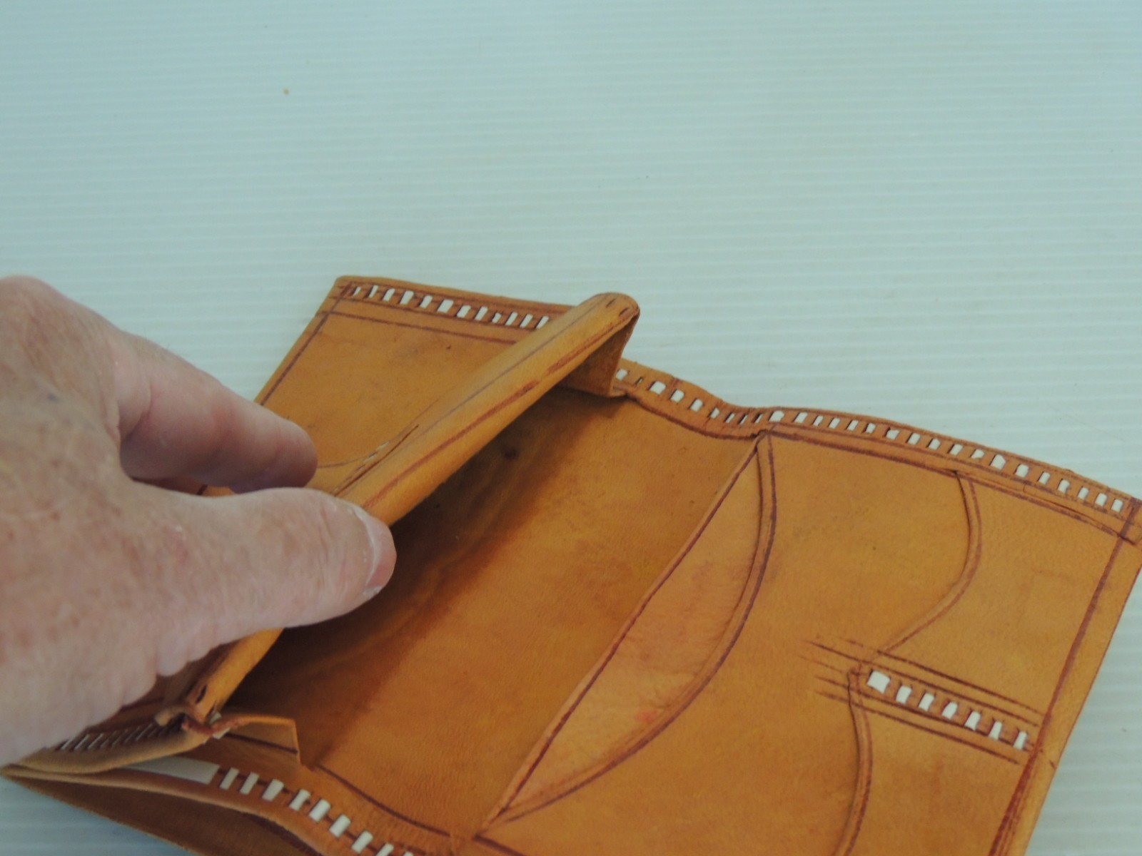Moroccan Wallet Genuine Leather Bifold Handmade Unisex 5 3/4 length 3 3/4″ wide