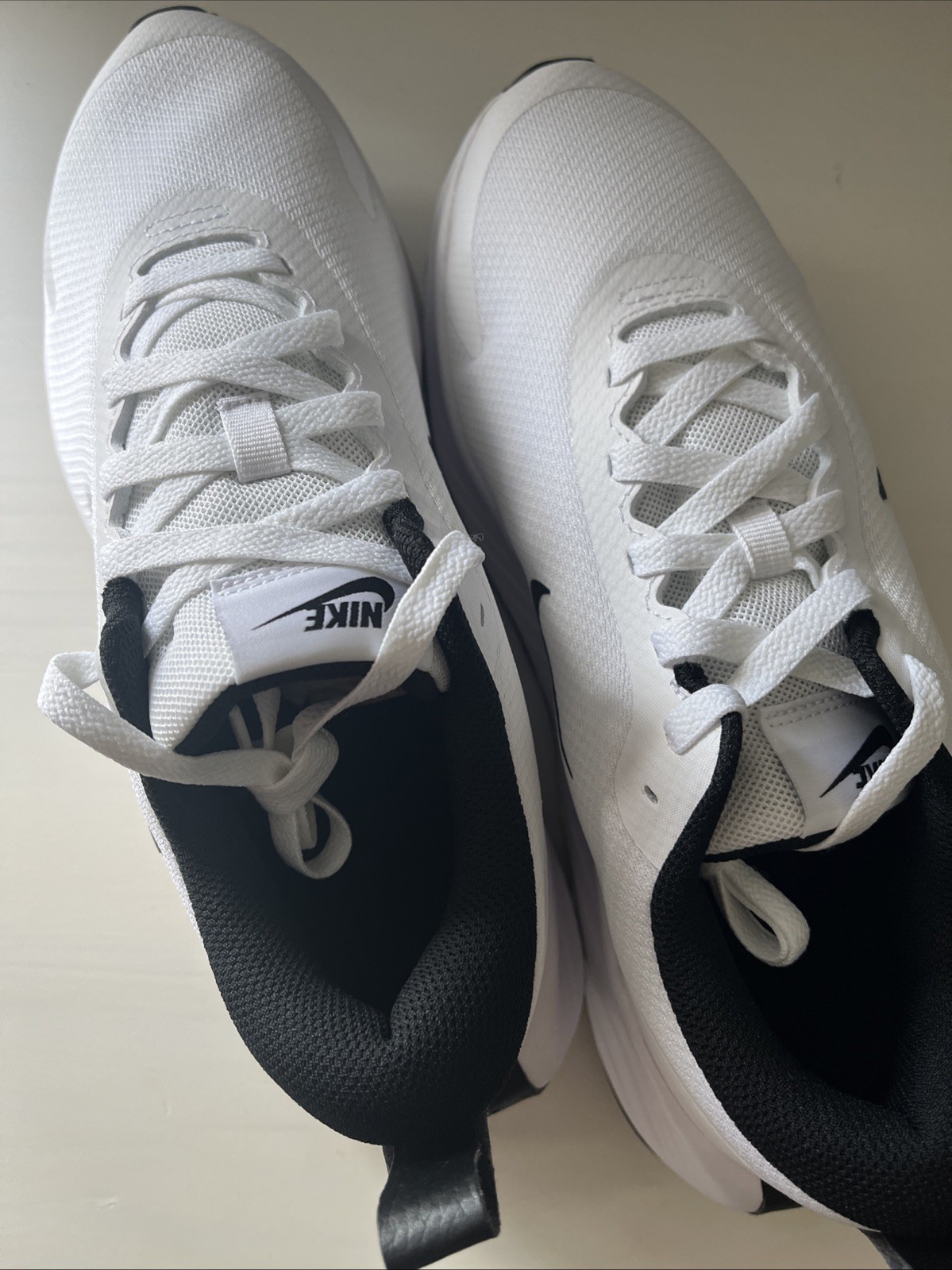 Nike Promina Mens 8.5 White Black Athletic Running Shoes Sneakers FV5285-101