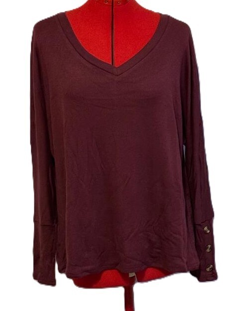 La Mode Button-Accent V-Neck Top – Wine – Size M – NWT