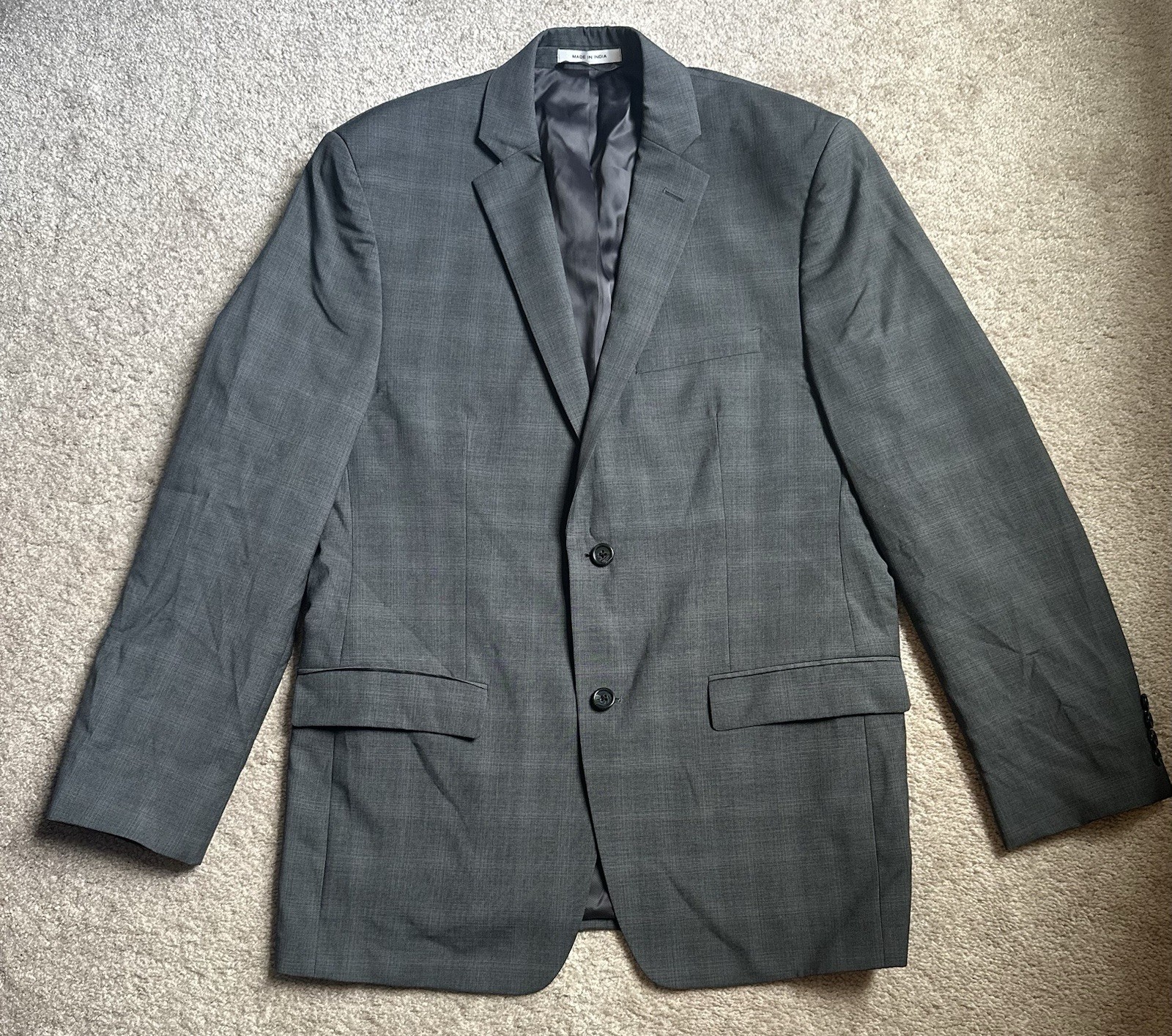 Joseph Abboud Men’s Charcoal Gray Wool Suit 40R, 100% Wool —- #50