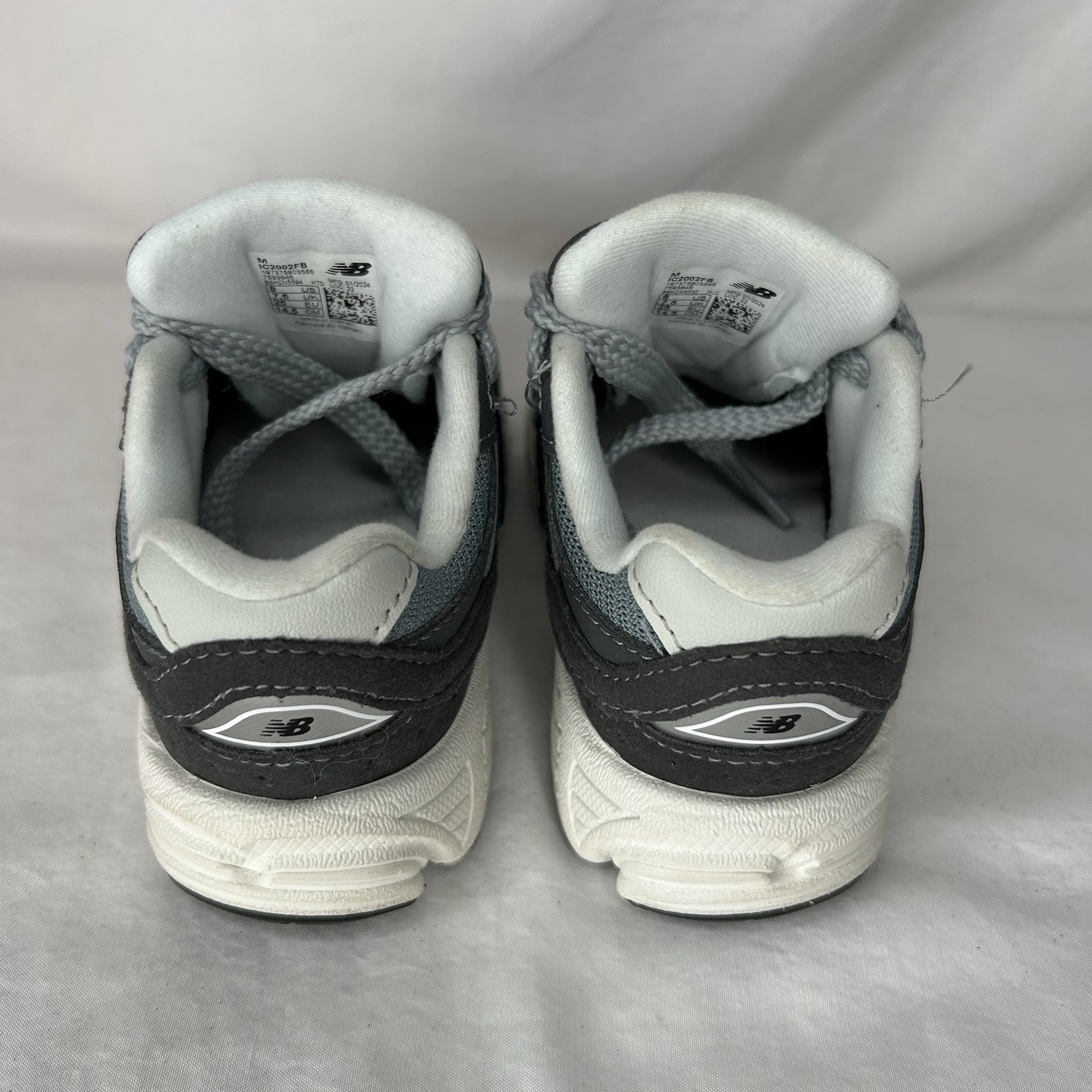 New balance 2002R Toddler Size 8C Magnet Lead Shoes Casual Sneakers IC2002FB
