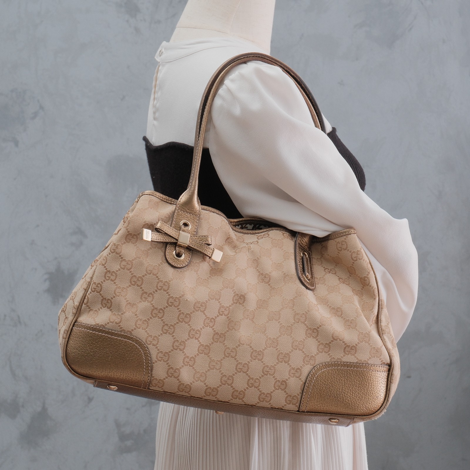 GUCCI Princy Tote Shoulder Hand Bag GG Canvas Gold