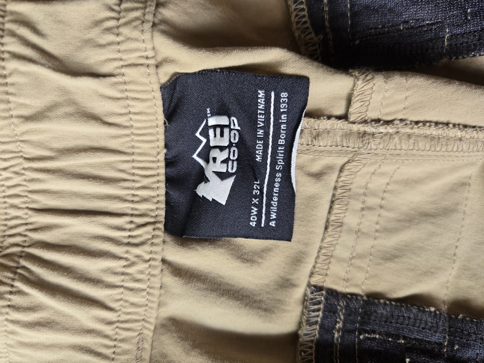 REI Co-op Pants Mens 40×32 Brown Nylon Stretch Convertible Cargo Hiking Outdoor