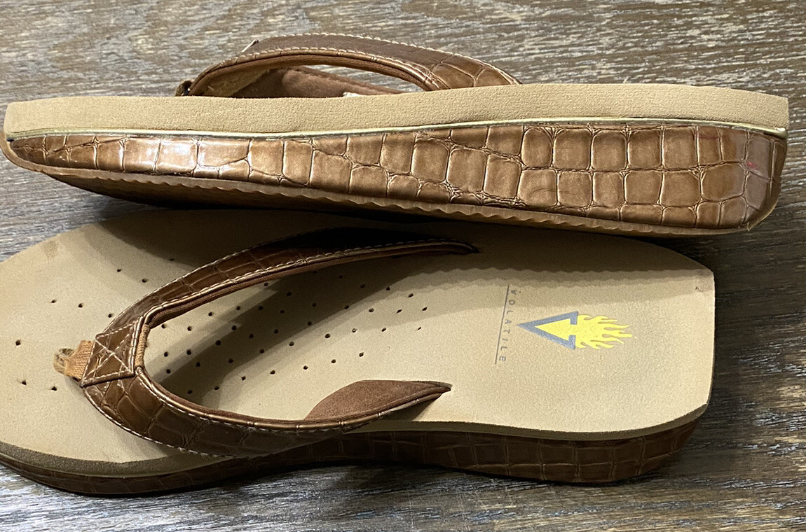 Volatile Women’s 9M Metallic Brown/Gold Croc Print Wedge Sandals