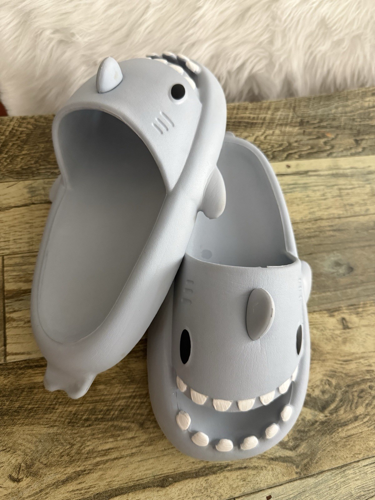 Youth’s 3D Shark Slide Sandals Gray/White Slip-On EU 38-39 US 6-7