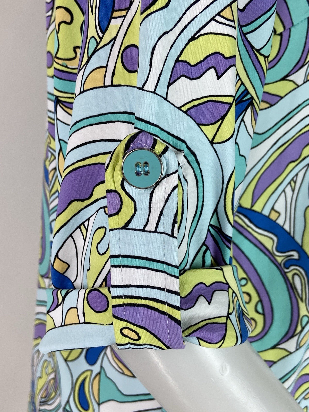 Lulu B Size Large Paisley Print Button Front Shirt UPF 50 Resort Wear Colorful