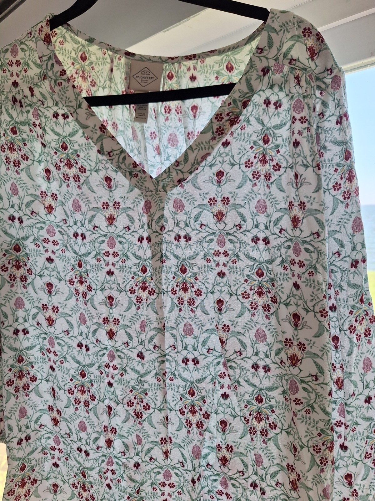 St Johns Bay 3/4 Sleeve Lightweight Sheer Ladies Blouse LG NWT RV 44
