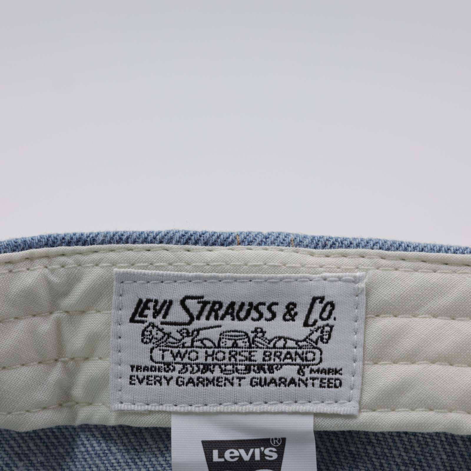 Levi’s Men’s Relaxed Adjustable Leather Patch Denim Dad Cap Light Blue One Size
