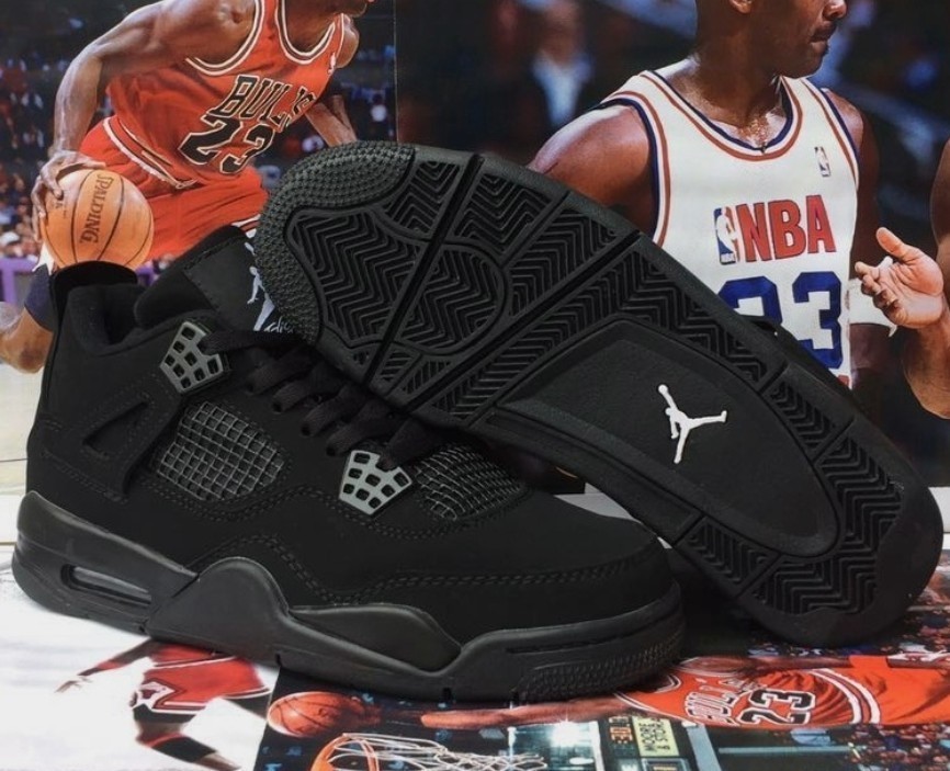 Jordan 4 “Black Cat” Men’s Retro Basketball Shoes Mid Top US 7-12