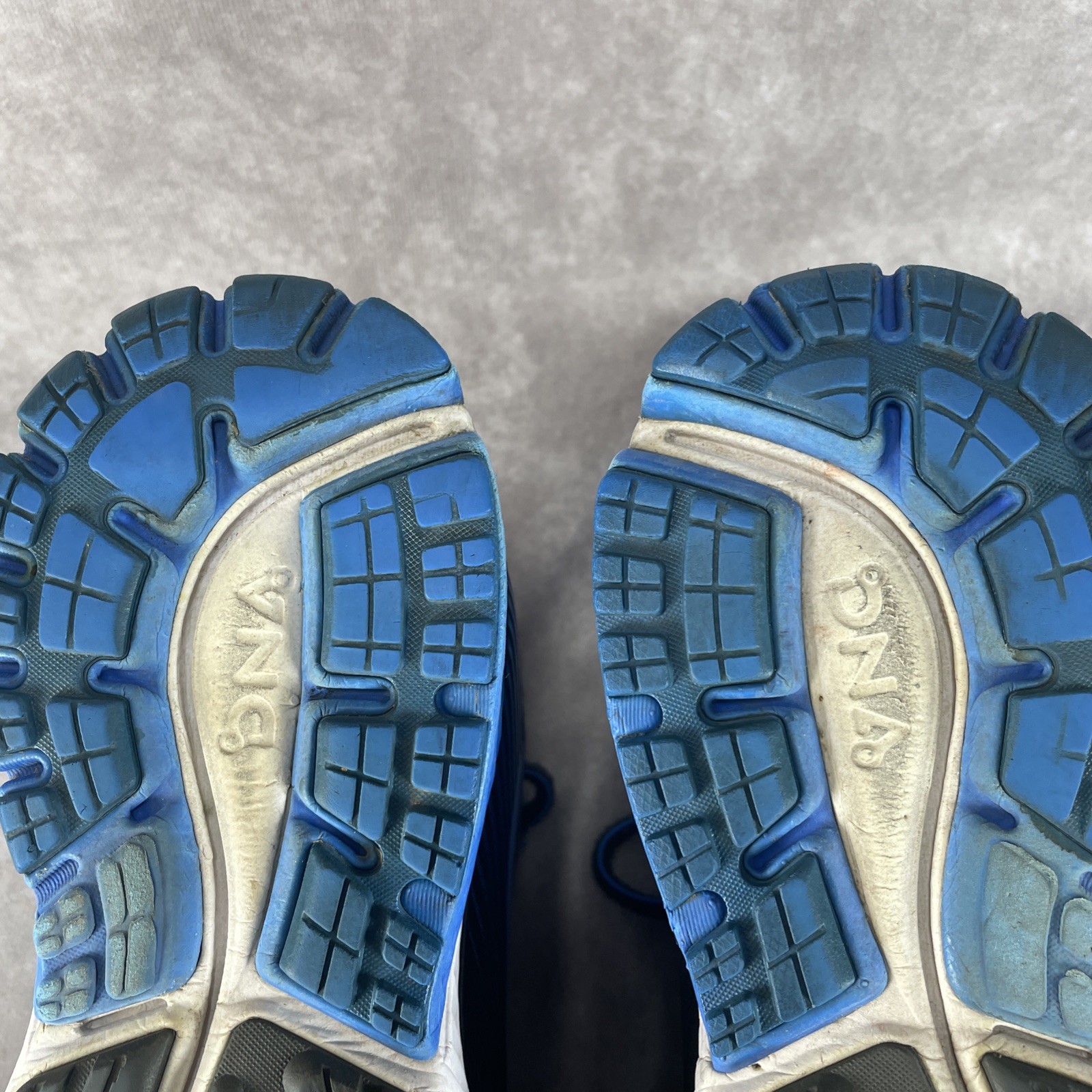 Brooks Mens Ghost 10 Black/Blue Running Shoes (1102571D056), Size: 9 #JJ17+13