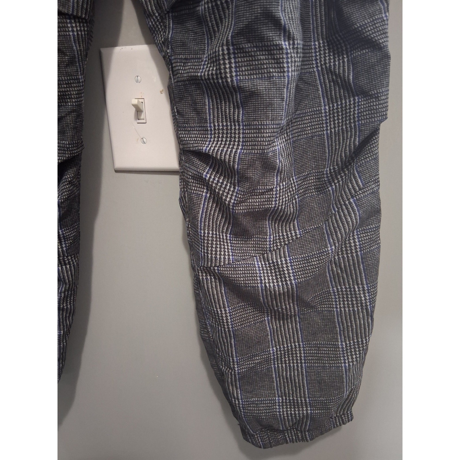 American Eagle Joggers Large Checkered Gray Casual Outdoor Active Unisex Pants