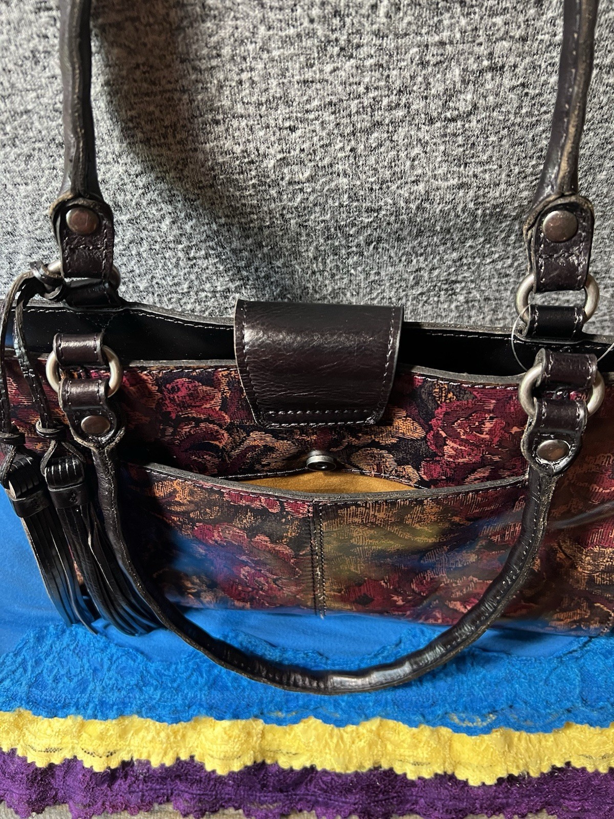 Patricia Nash Rienzo Wine Black Multi Floral Leather Tassel Carryall SnapSatchel