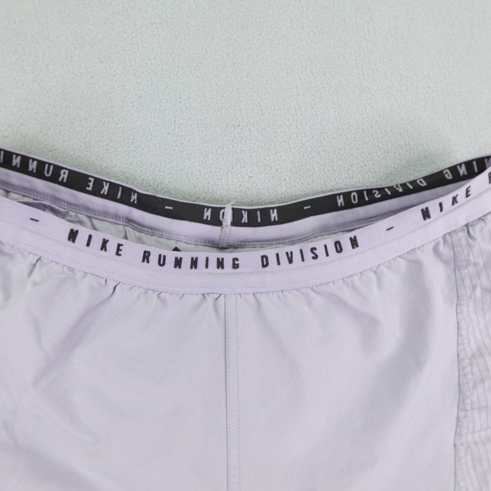 Nike Shorts Womens Medium Purple Lined Run Division Tempo Luxe 3″ Running Gym
