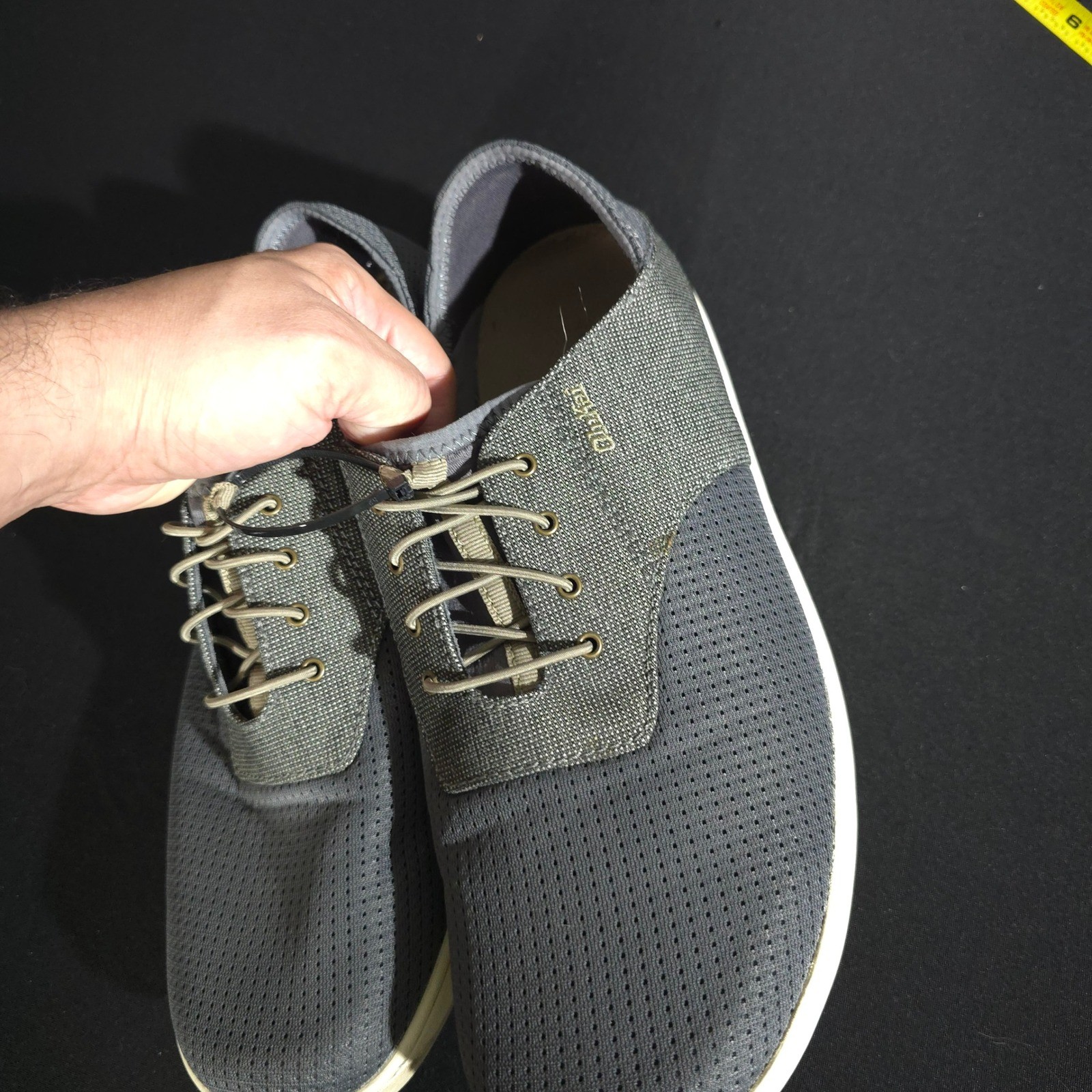 OluKai Nohea Moku Men 10.5 Gray Boat Shoes Mesh Sneakers 10283-2610 Drop-In Heel