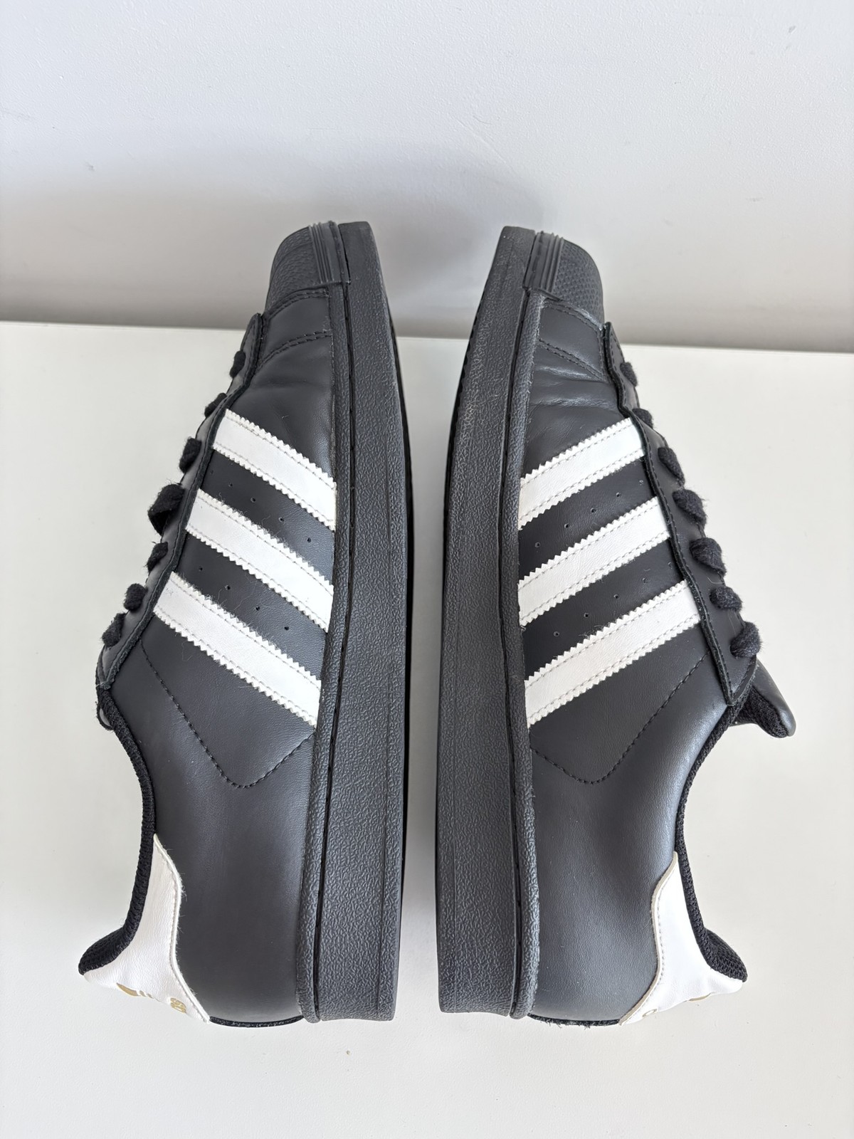 Adidas Superstar Core Black White Retro men’s leather trainers, size 41 1/3