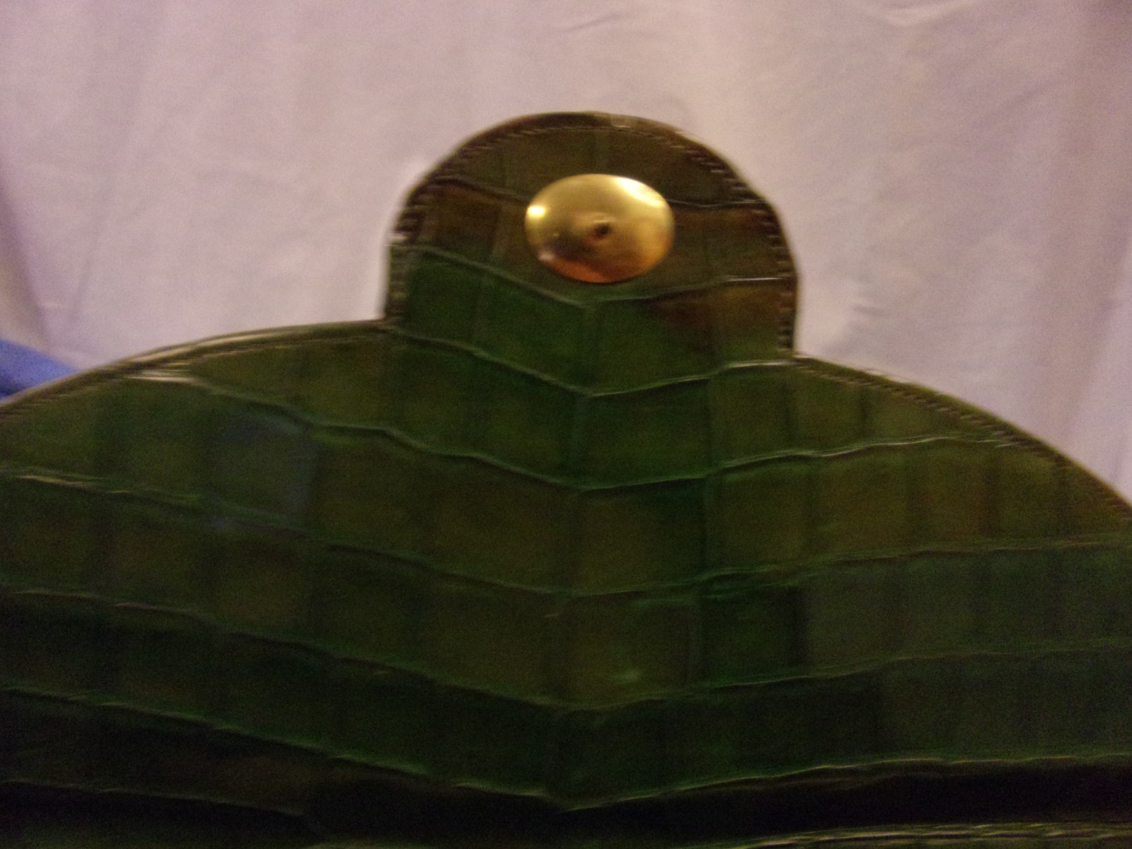 Vintage La Jeunesse Olive Alligator Skin Lucite Clasp Clutch RARE