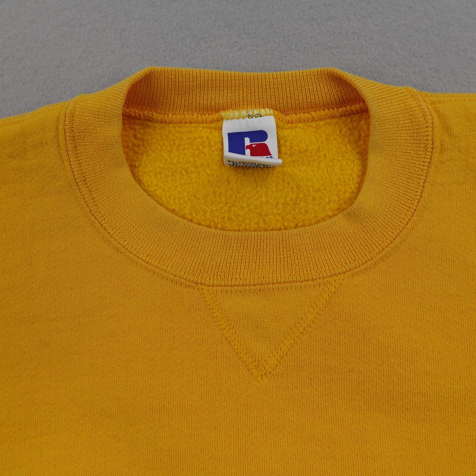 Vintage Russell Athletic Sweatshirt Mens Large Yellow Crewneck Pullover USA 90s