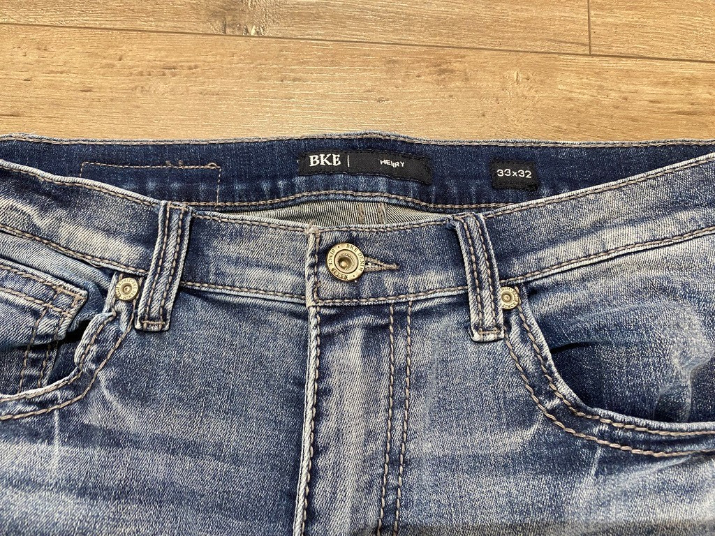 BKE Buckle HENRY Mens 33X32 Thick Stitch Blue Denim Jeans Whiskers Stretch