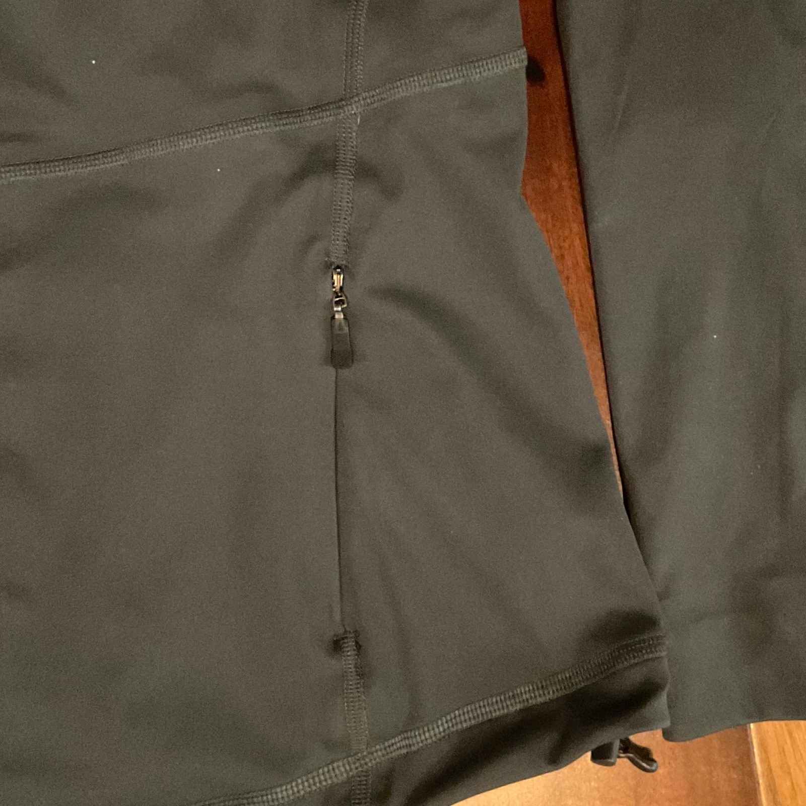 Mountain Hardwear Dry Q Active Hooded Zip Jacket Womens M Gray