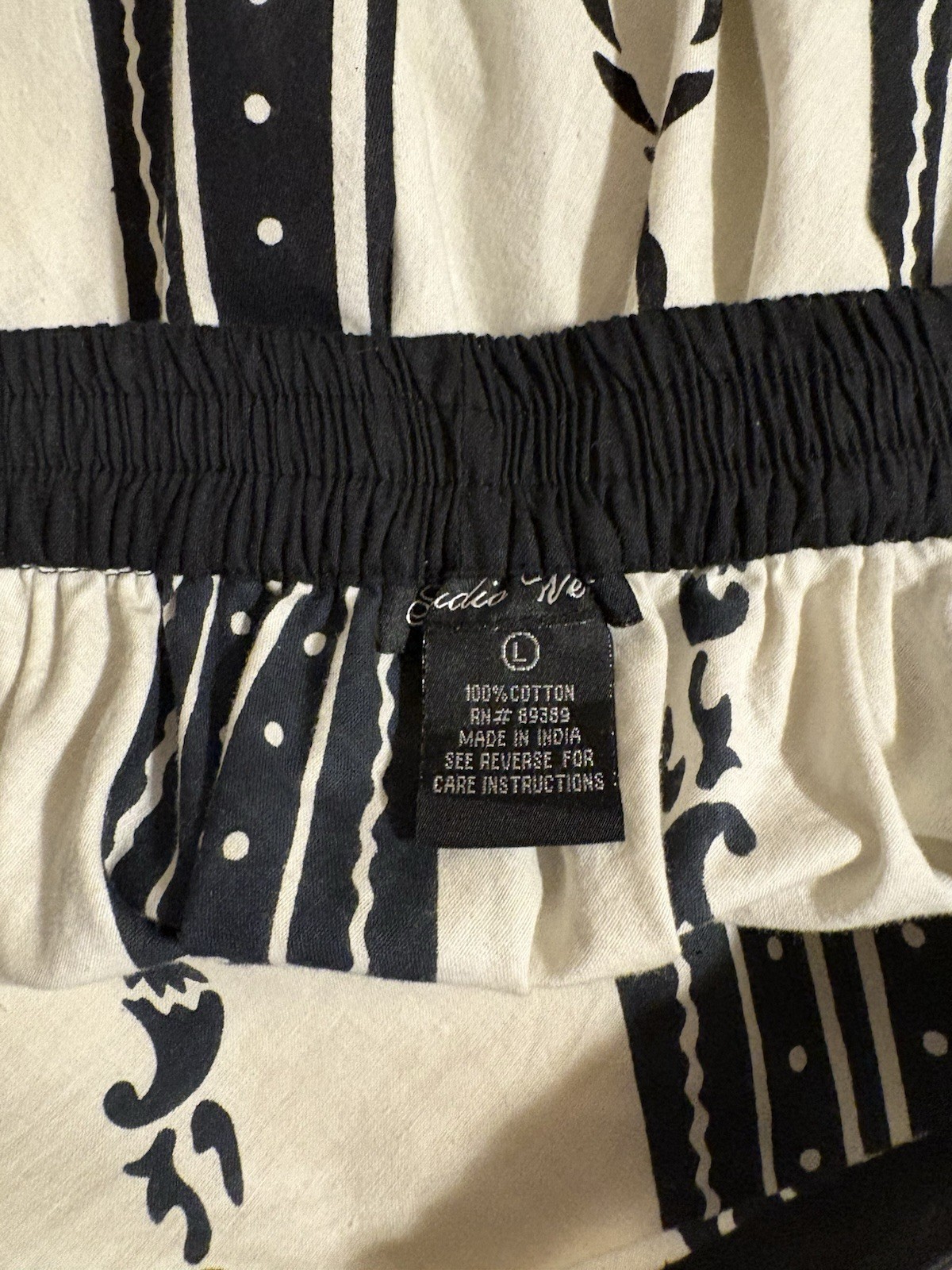 S-L Studio West Half Circle Skirt Nouveau Print Black White Cotton Nostalgic VTG