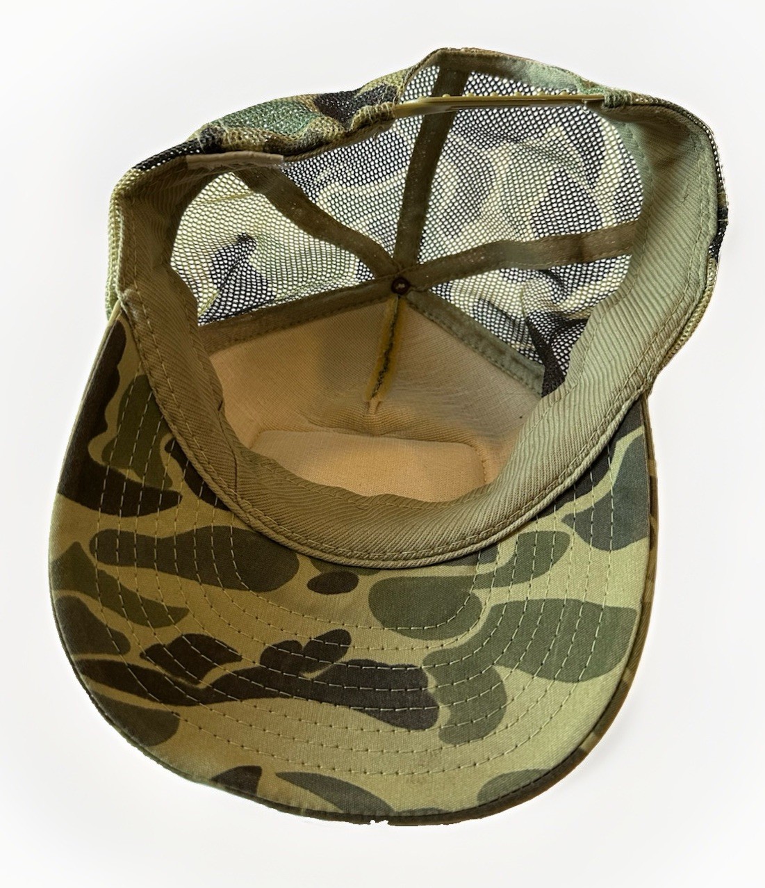 Vintage 70s 80s Duck Camo Trucker Hat Bowen Tobacco Sales Lake City SC Mesh Cap⁠