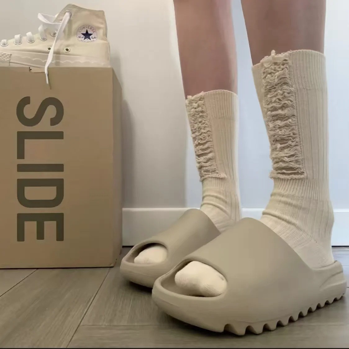 Coconut Cloud Slippers Men Women Thick Sole Soft EVA Summer House Slides**