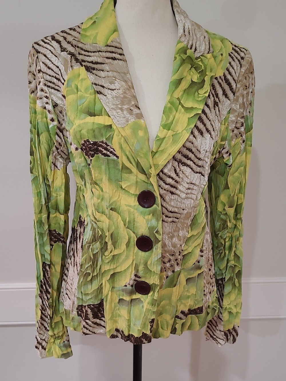 Alberto Makali Green Floral Print with Animal Style Accents Blazer – Size 12
