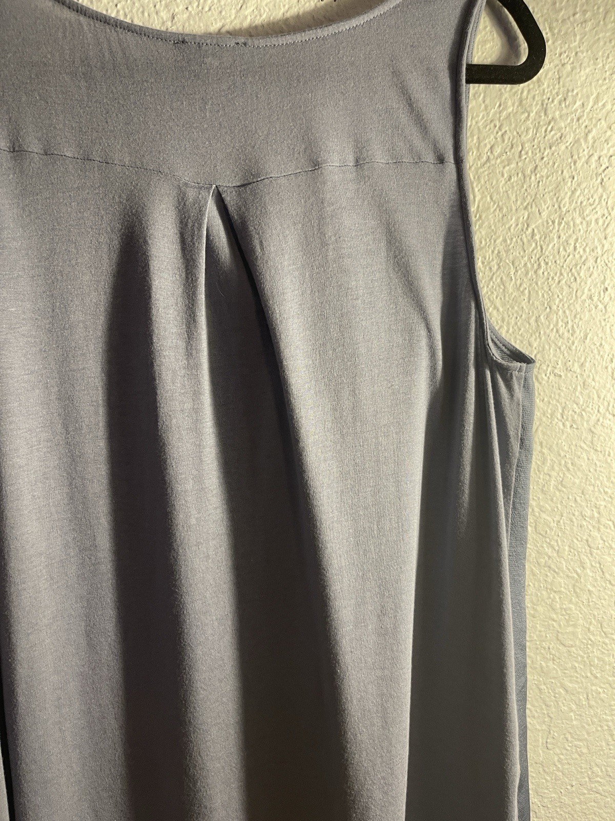 Express Gray Solid Chiffon V-Neck Sleeveless Button Front Camisole Blouse S