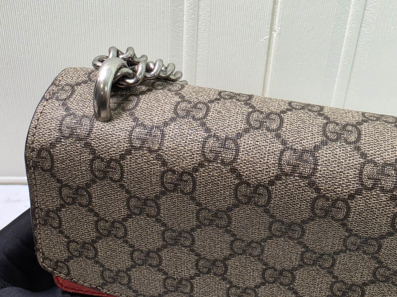 Gucci Dionysus GG Supreme Large Shoulder Bag Beige/Ebony with Red Suede Trim