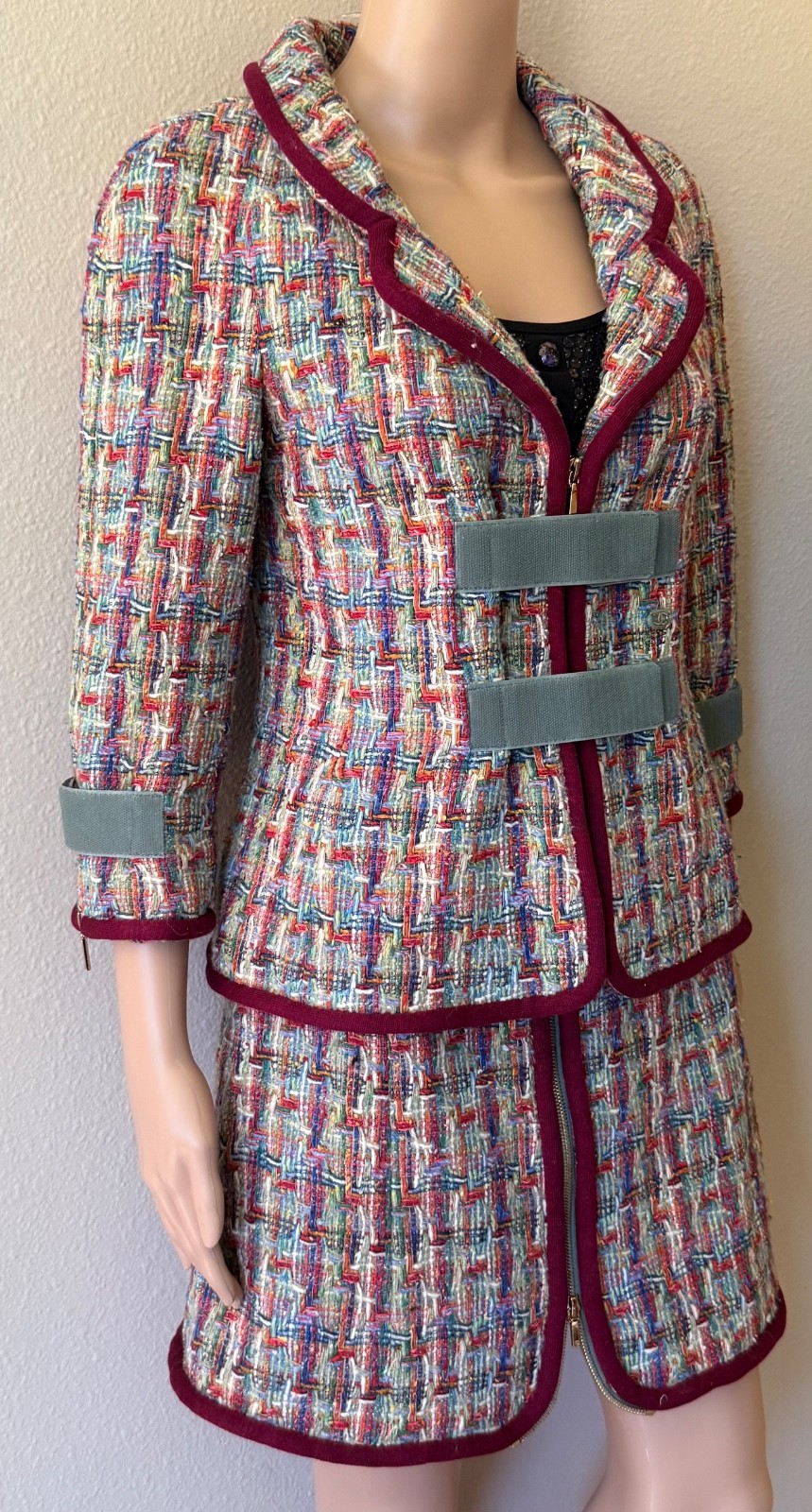 11K Authentic Chanel 2017 Spring “Data Center” Runway Fantasy Tweed Skirt Suit