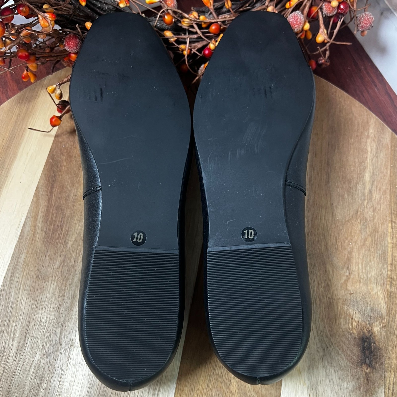 Steve Madden Celsius Solid Flat Women’s 10 Black Slip On Closure Bow Detail