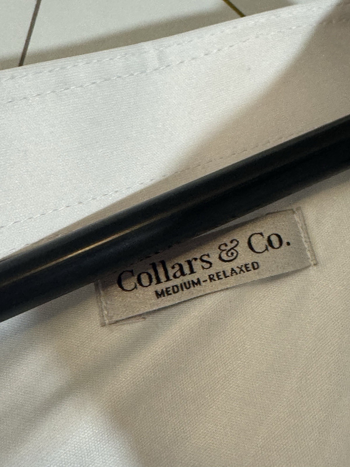 Collars and Co Polo Shirt Mens Medium Relaxed White Preppy Work Office