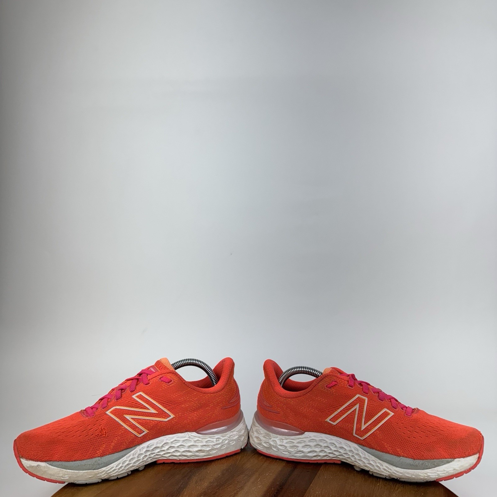 Womens New Balance Fresh Foam X 880v11 Vivid Coral Running Sneakers Size 10.5 B
