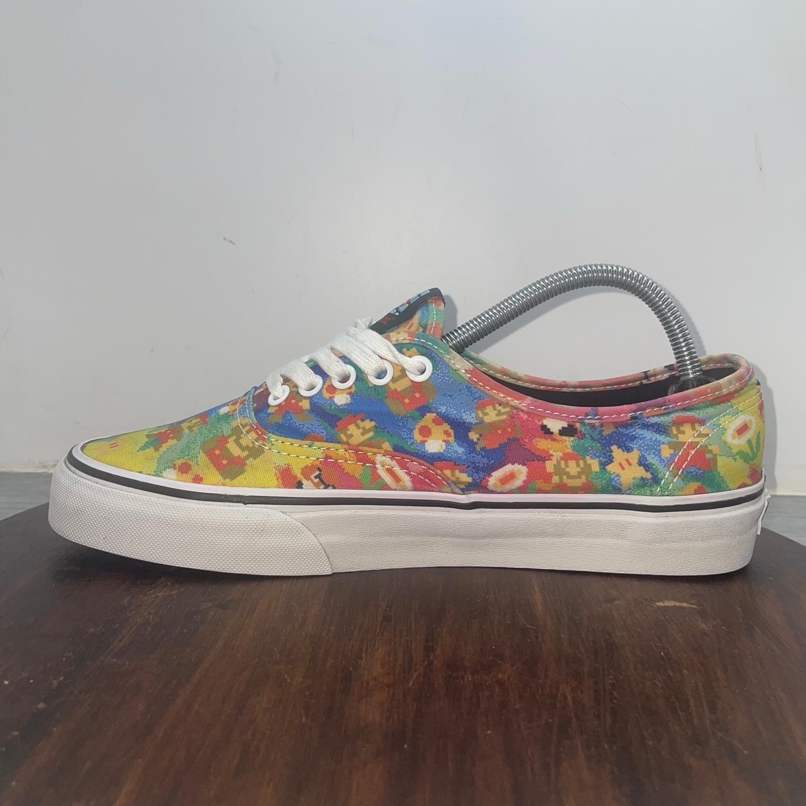 Vans x Nintendo Super Mario Brothers Game Over Sneakers Men’s 8.5 Women’s 10